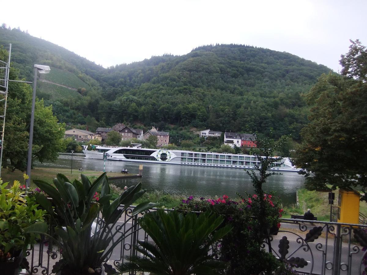 Ferienwohnung "Edeltrud Deluxe Moselblick" Bernkastel-Kues Luaran gambar